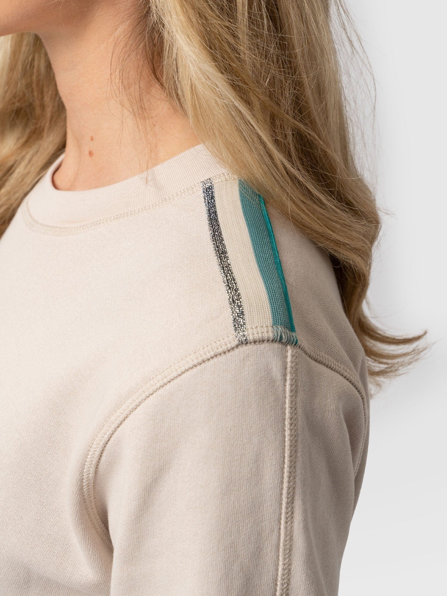 Runway Sweater Light Beige - Women's Sweaters | Saint + Sofia® UK